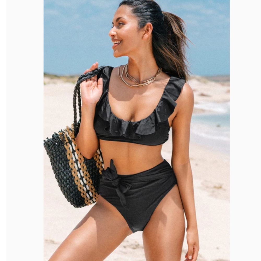 NWT Cupshe black ruffled high waist bikini